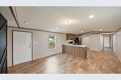 721 Queens Drive, Tool, TX 75143 - Photo 6