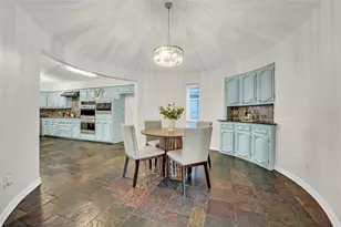 9511 Robin Meadow Dr, Dallas, TX 75243 - Photo 10