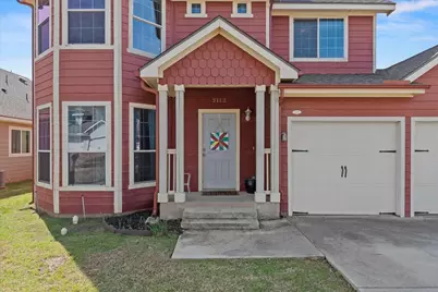 2112 Windsor Farms Drive, Denton, TX 76207 - Photo 2
