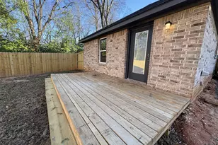 515 Giraud, Mineola, TX 75773 - Photo 14