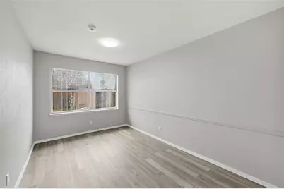 2102 Lewis Trail, Grand Prairie, TX 75052 - Photo 6