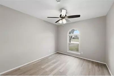 2102 Lewis Trail, Grand Prairie, TX 75052 - Photo 16