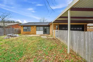 2102 Lewis Trail, Grand Prairie, TX 75052 - Photo 30