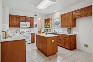 6629 Wickliff Trail, Plano, TX 75023 - Photo 8