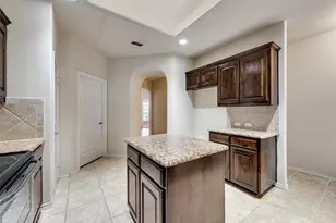 2305 Laurel Forest Dr, Fort Worth, TX 76177 - Photo 10