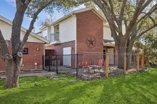 6814 Dolphin Cir, Rowlett, TX 75088 - Photo 2