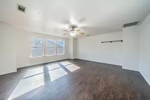 7042 Hedgebrook Dr, Dallas, TX 75249 - Photo 20