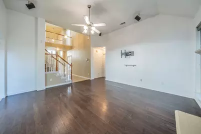 7042 Hedgebrook Drive, Dallas, TX 75249 - Photo 6
