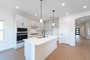 2212 Valencia Dr, Little Elm, TX 75068 - Photo 4