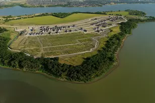 2212 Valencia Dr, Little Elm, TX 75068 - Photo 14