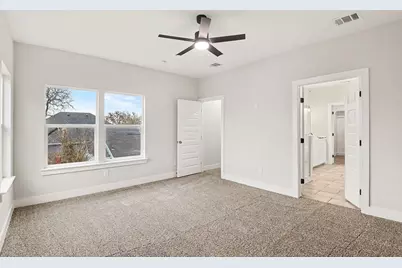 2705 12th Street, Fort Worth, TX 76111 - Photo 10