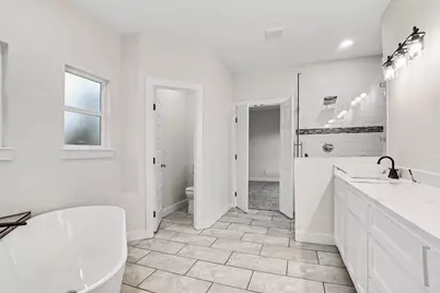 2705 12th Street, Fort Worth, TX 76111 - Photo 12