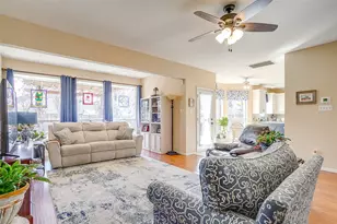 435 Arbor Lawn Dr, Burleson, TX 76028 - Photo 14