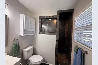 900 NW 11th Street, Mineral Wells, TX 76067 - Photo 18