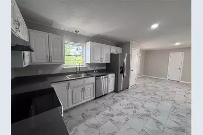 900 NW 11th Street, Mineral Wells, TX 76067 - Photo 10