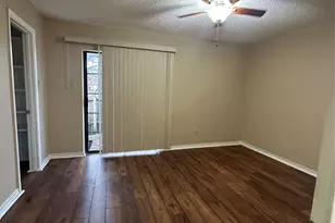 3936 Brandon Park Dr, Garland, TX 75044 - Photo 10