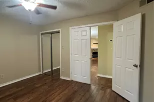 3936 Brandon Park Dr, Garland, TX 75044 - Photo 12