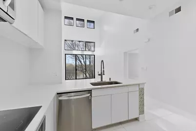 4414 Cedar Springs Road #325, Dallas, TX 75219 - Photo 8