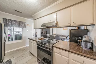 623 Ridgeline Drive, Hurst, TX 76053 - Photo 14