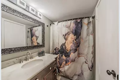 623 Ridgeline Drive, Hurst, TX 76053 - Photo 20