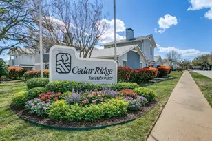 623 Ridgeline Dr, Hurst, TX 76053 - Photo 2