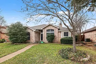 710 E Grubb Dr, Mesquite, TX 75149 - Photo 1