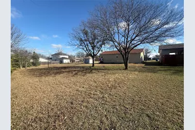 223 Church Street, DeSoto, TX 75115 - Photo 2