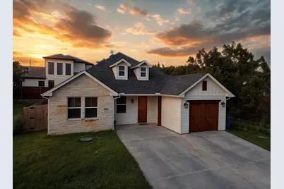 5609 San Jacinto Drive, Granbury, TX 76048 - Photo 2