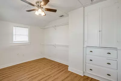 1329 Hurley Avenue, Fort Worth, TX 76104 - Photo 32