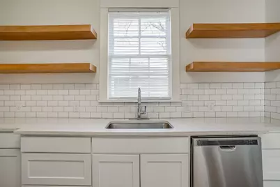 1329 Hurley Avenue, Fort Worth, TX 76104 - Photo 14