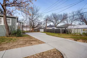 1329 Hurley Ave, Fort Worth, TX 76104 - Photo 36