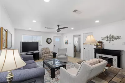 4104 Tacoma Street, Irving, TX 75062 - Photo 8