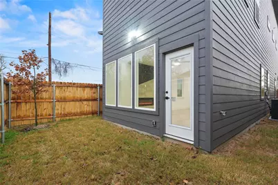 6112 Carlton Garret Street, Dallas, TX 75215 - Photo 22