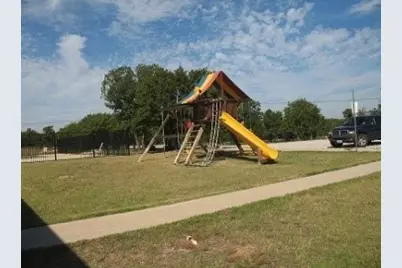 444 Ranchview, Bowie, TX 76230 - Photo 8