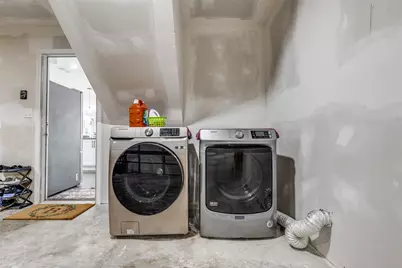 605 S Remington Drive, Angleton, TX 77515 - Photo 16