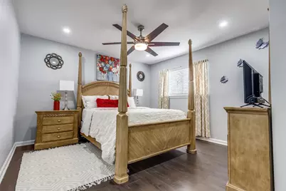 605 S Remington Drive, Angleton, TX 77515 - Photo 14
