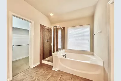 5423 Childress Drive, Grand Prairie, TX 75052 - Photo 32