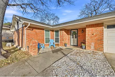 5717 Overridge Court, Arlington, TX 76017 - Photo 2