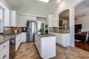 4749 Lawrence Ln, Plano, TX 75093 - Photo 12