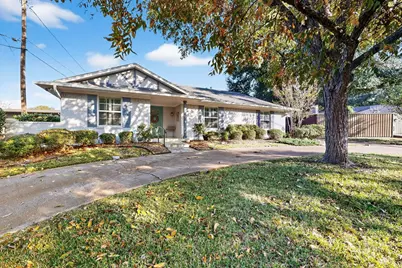 2620 Pearson Drive, Dallas, TX 75214 - Photo 4