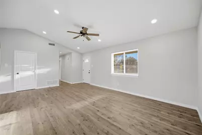 4622 Oakwood Drive, Garland, TX 75043 - Photo 4