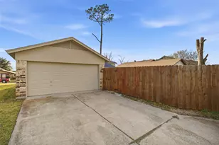 4622 Oakwood Dr, Garland, TX 75043 - Photo 18