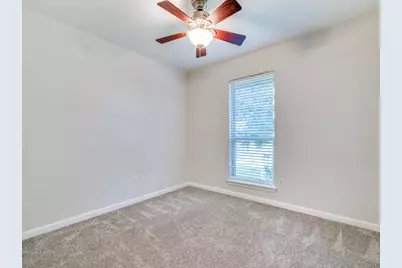 2513 Lawnview Drive, Carrollton, TX 75006 - Photo 8