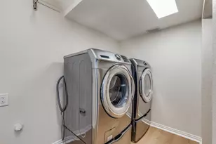 4037 Azure Ln, Addison, TX 75001 - Photo 14