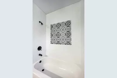 433 Sharron, Woodway, TX 76712 - Photo 26