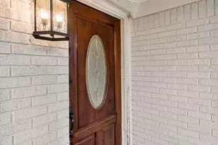 433 Sharron, Woodway, TX 76712 - Photo 4