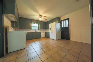1004 Pecan St, Canton, TX 75103 - Photo 8