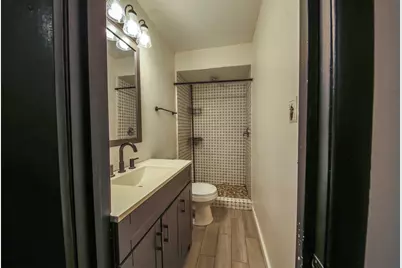 1004 Pecan Street, Canton, TX 75103 - Photo 12