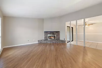 5588 Squires Drive, The Colony, TX 75056 - Photo 6