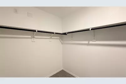 560 Arroyo Drive, Cleburne, TX 76033 - Photo 10